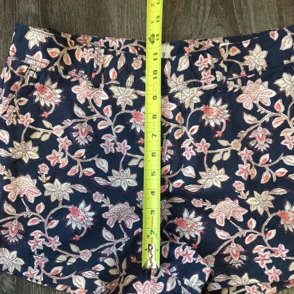 GAP city shorts size 8 - Picture 7 of 10